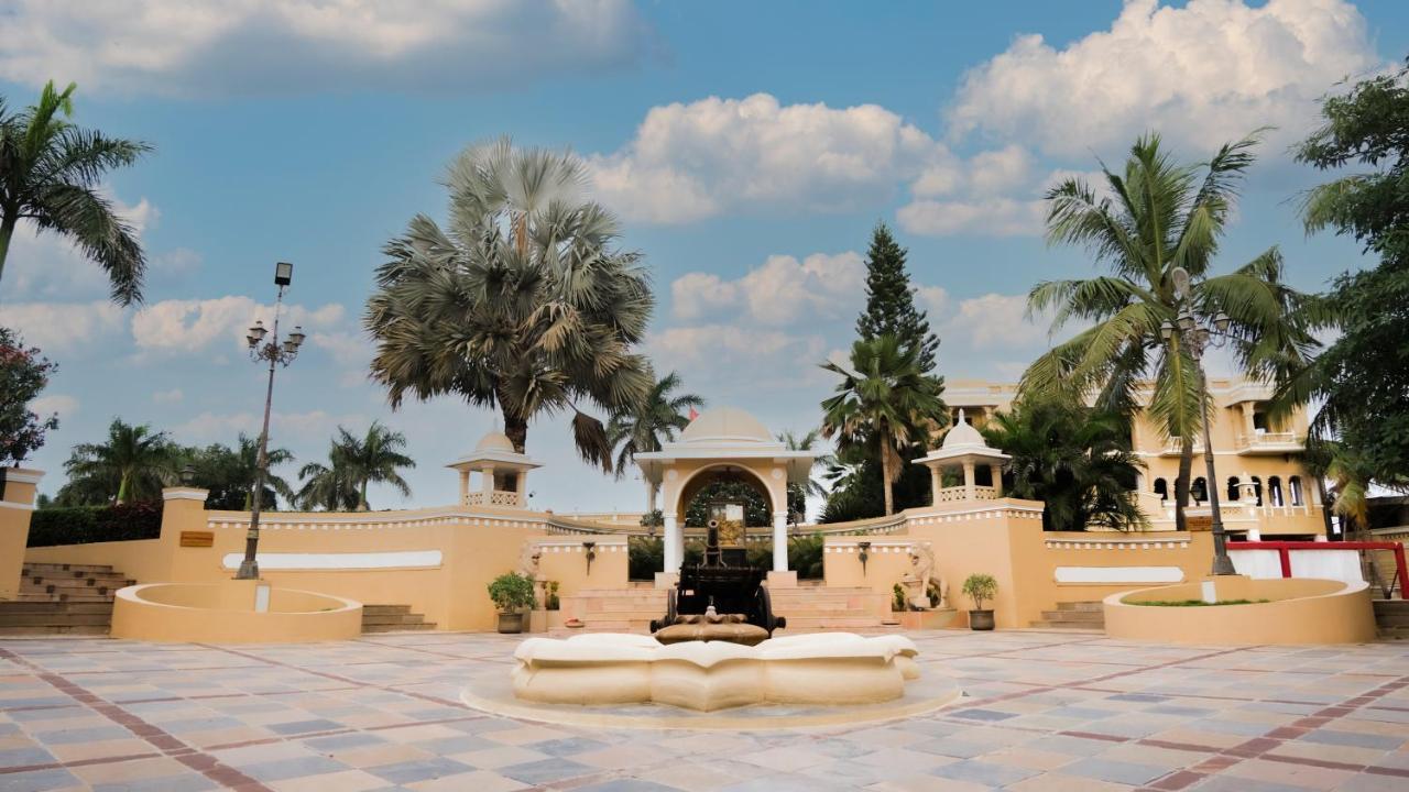 Heritage Khirasara Palace Раджкот Экстерьер фото