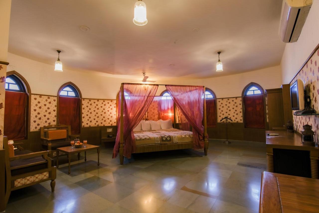 Heritage Khirasara Palace Раджкот Экстерьер фото