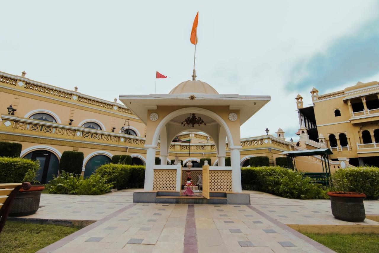 Heritage Khirasara Palace Раджкот Экстерьер фото